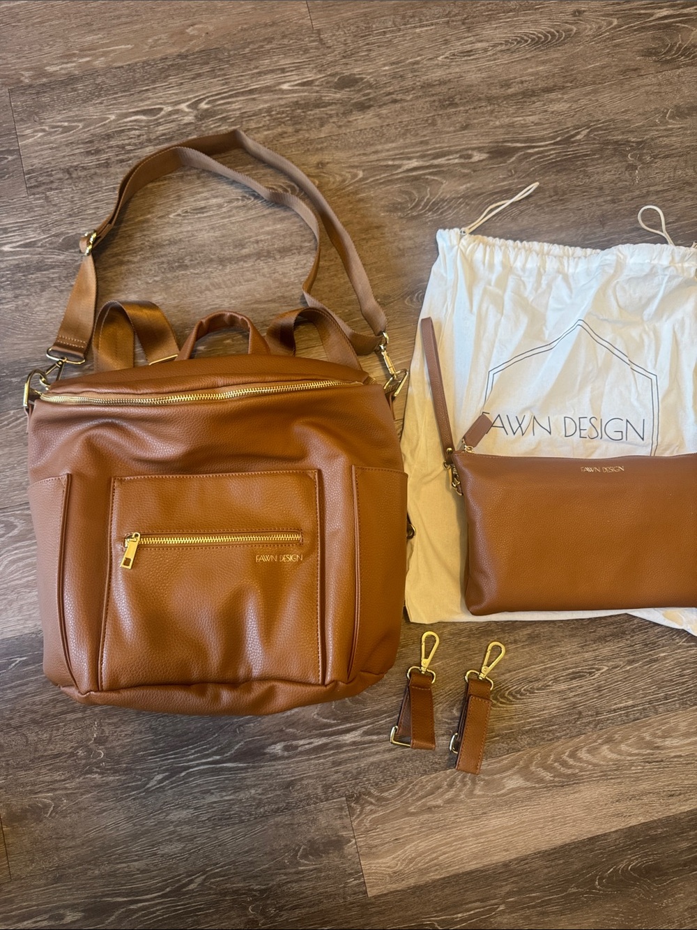 NWOT Fawn Design Original Diaper Bag Brown w/ diaper clutch & Stroller Straps